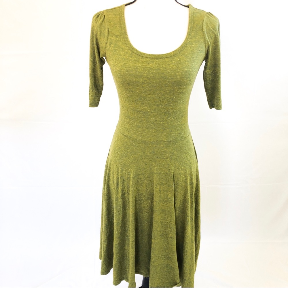 LuLaRoe Nicole green dress